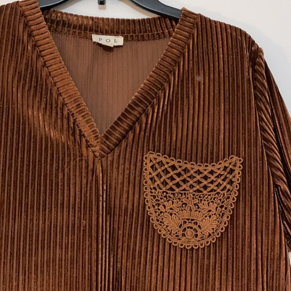 Rust top Boutique Top - Picture 2 of 3